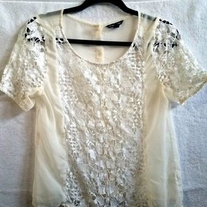 AMERICAN EAGLE OUTFITTERS Top